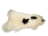 Icelandic Sheepskin: Piebald: 130-140cm or 52" to 56": Gallery Item 